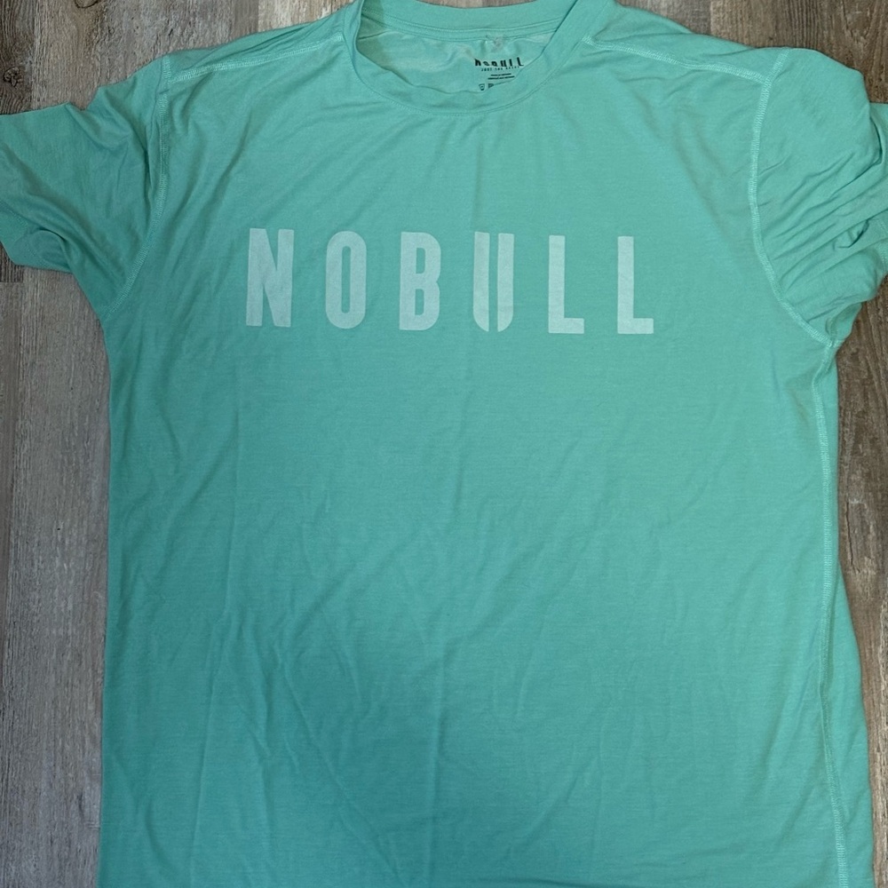 NOBULL Men's Aqua T-Shirt